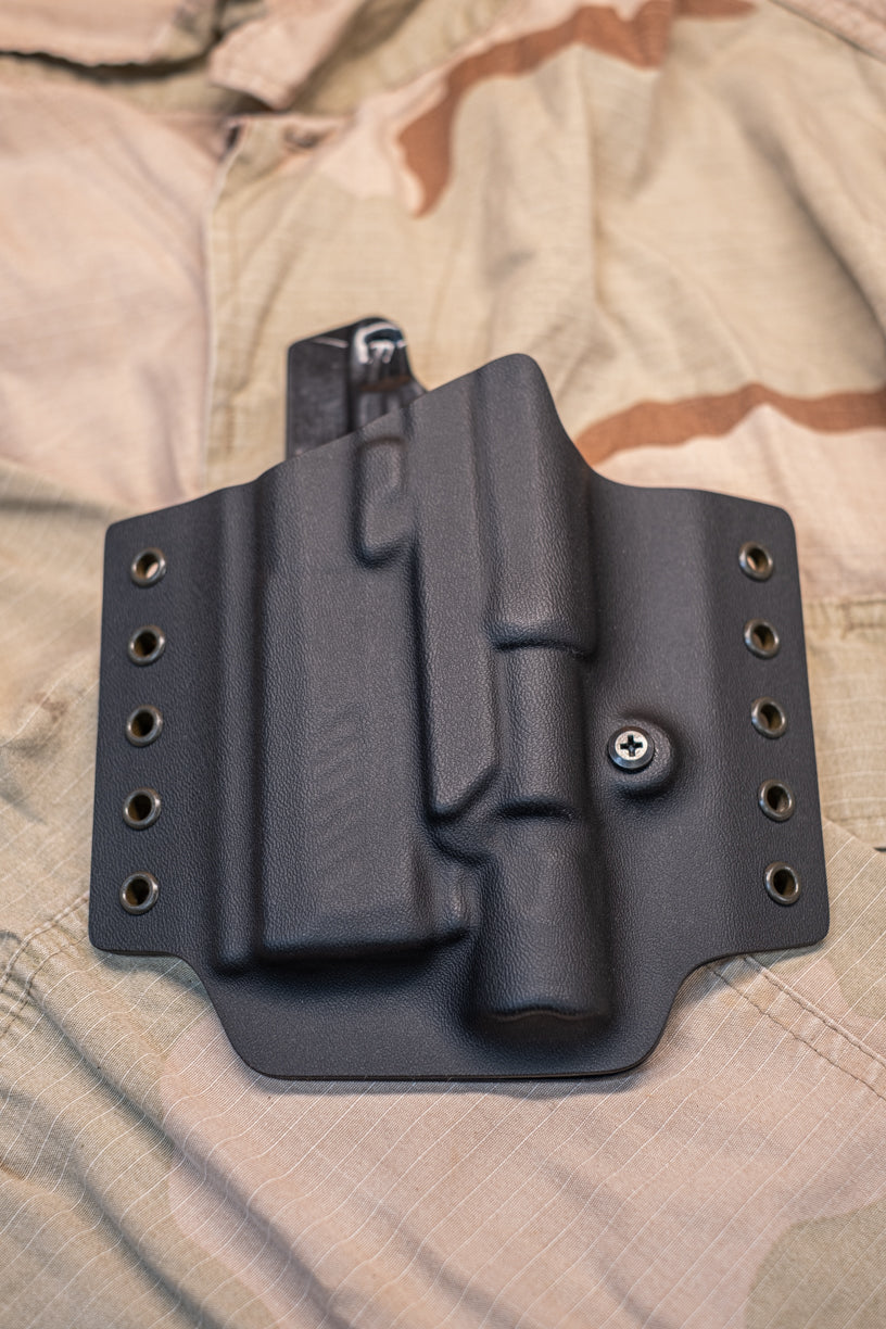 OWB (Outside Waistband) Light Bearing Holster *LEFT HAND* Sig Sauer P320 Full Size with SureFire X300/U-B