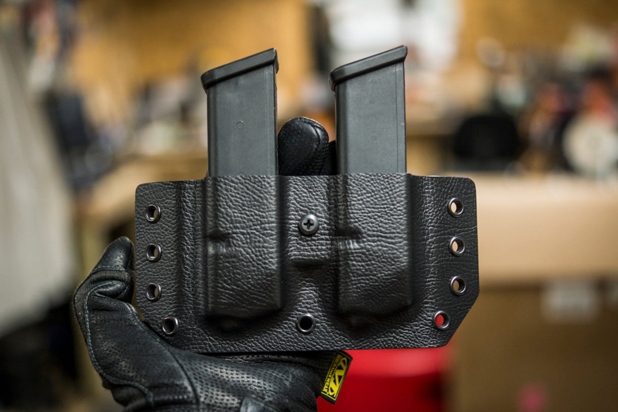 Double Magazine Carrier for Glock in Raptor Black.