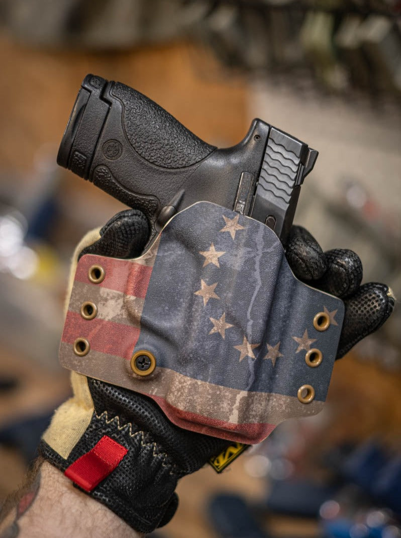 OWB Non-Light Bearing Kydex Holster in Betsy Ross infused Kydex for a Glock 19.